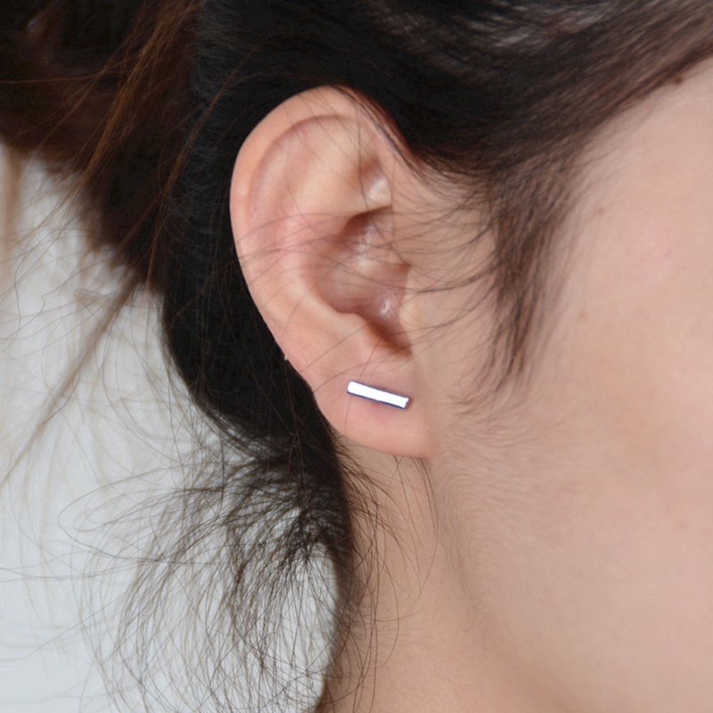 1 Đôi Khuyên Tai Hợp Kim Mạ Vàng/Bạc Thiết Kế Đơn Giản