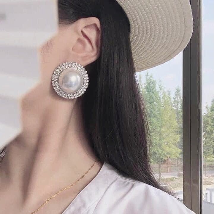 Khuyên tai tròn sát tai đá sang chảnh bông tai nữ ngọc trai tròn BT02