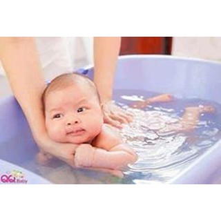 Tinh dầu tràm cao cấp Hoa Nén