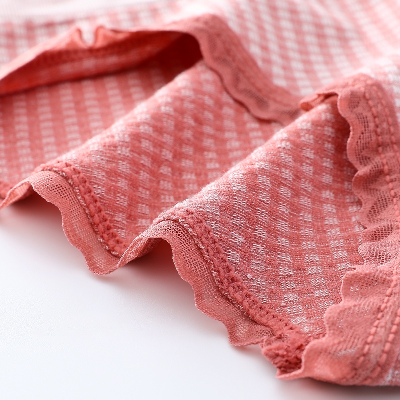 Quần lót lưng vừa kẻ sọc đính nơ xinh xắn dành cho nữ