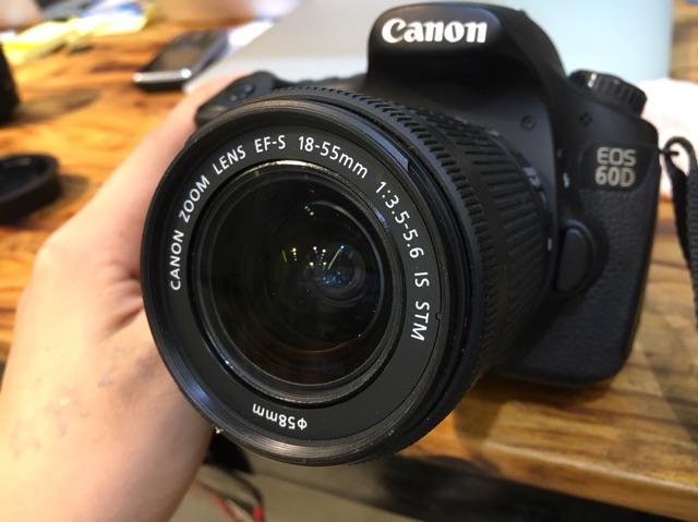 Máy ảnh canon 60D kèm kit 18-55mm STM