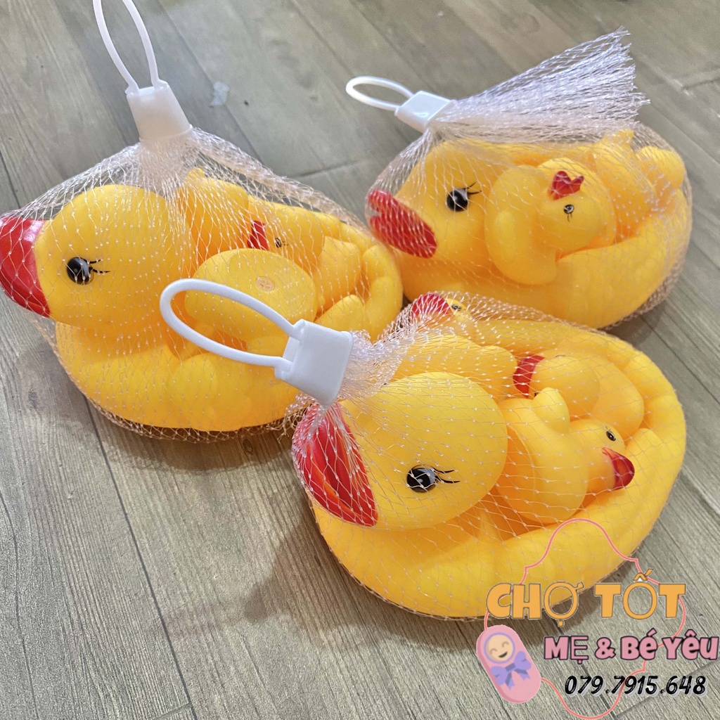 Đồ Chơi Đàn vịt thả bồn tắm chút chít cho bé ( 1 mẹ 3 con )