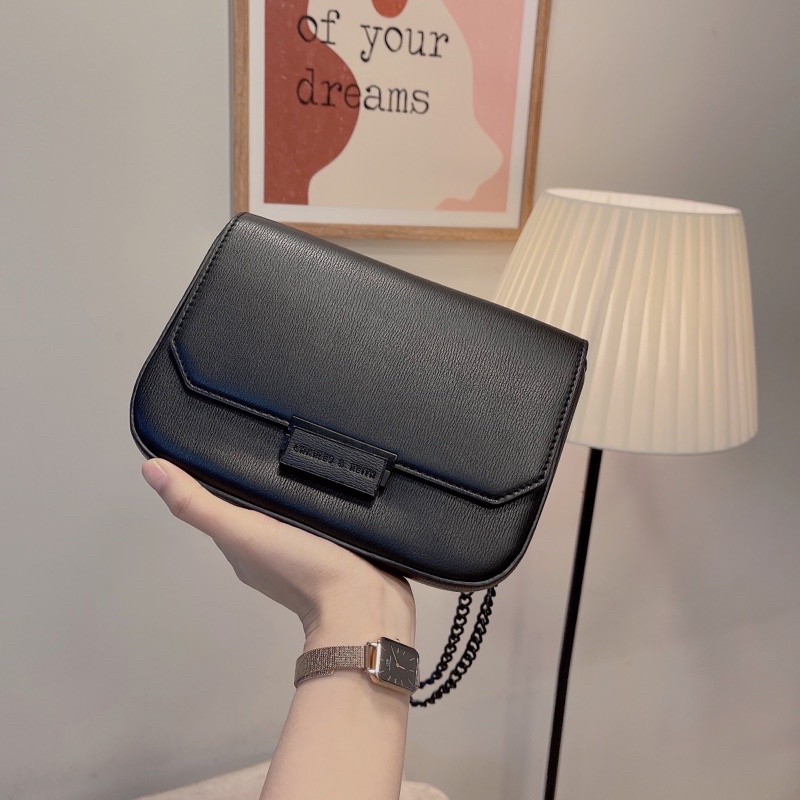 Túi nắp bấm full tag đen