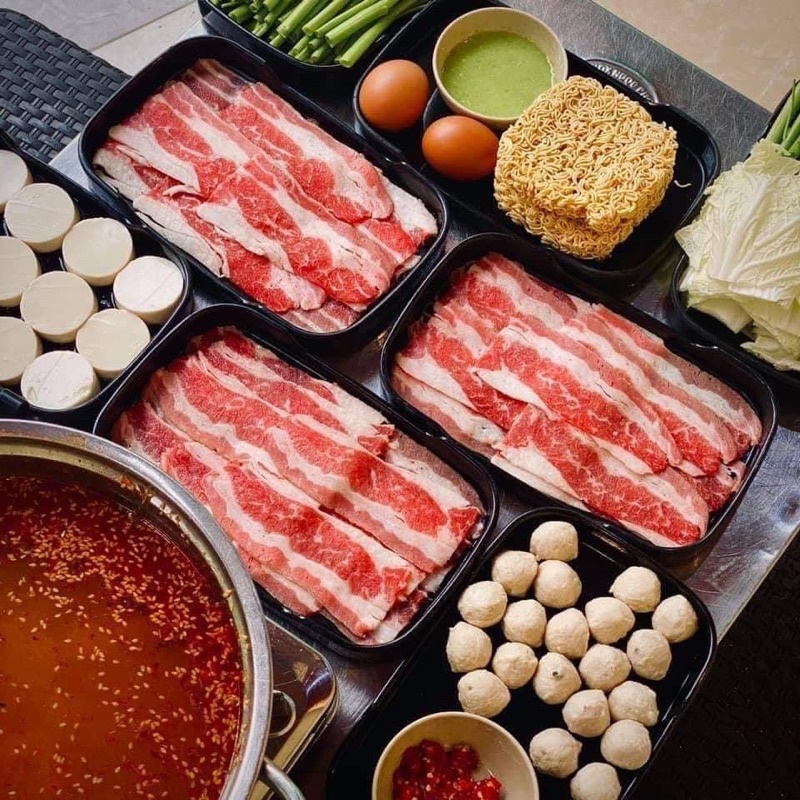 Ba chỉ bò mỹ cuộn 1kg 2 khay (giao hoả tốc HCM)