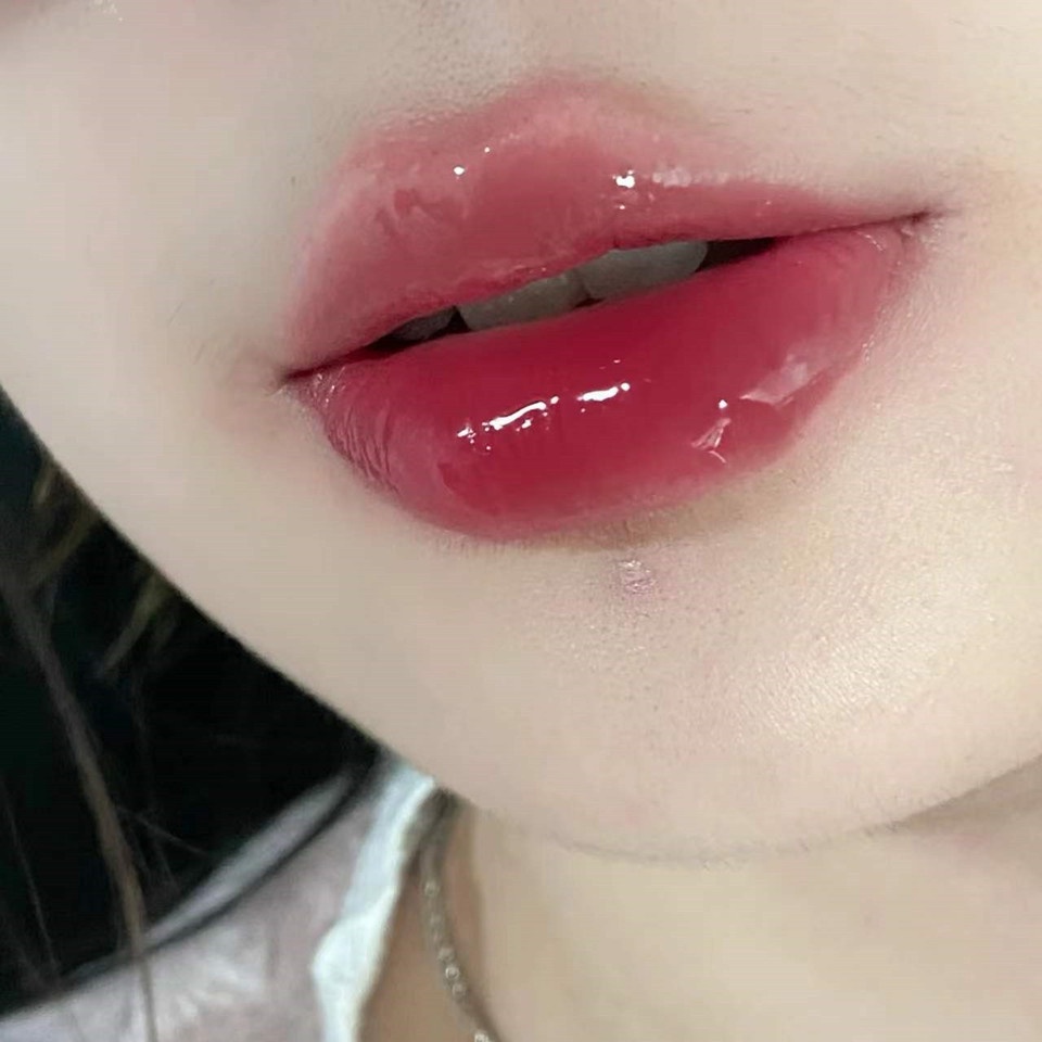 [Hàng mới về] Son Bóng 3d đầy sương Uslike Thay Đổi ​Màu Sắc Lâu Trôi Tiện Dụng