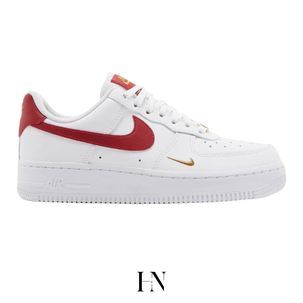GIÀY NIKE AIR FORCE 1 ESSENTIAL LOW WHITE GYM RED
