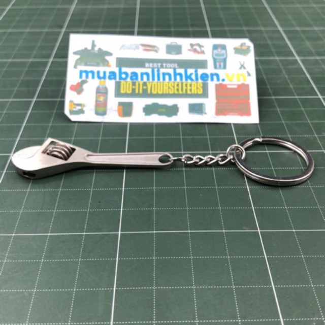 móc khóa mỏ lết ini