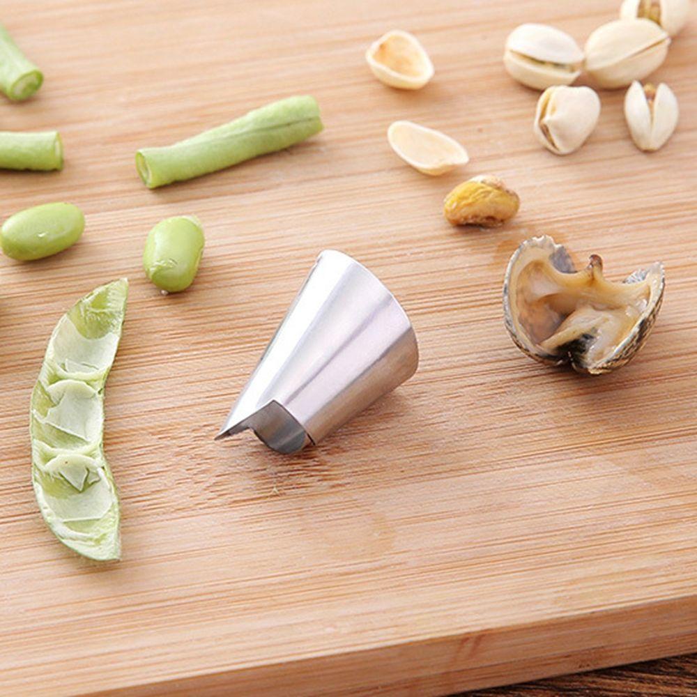 Dụng Cụ Bảo Vệ Ngón Tay Khi Cắt Rau Củ Quả Tiện Lợi