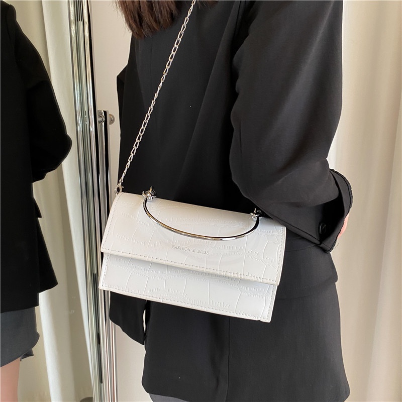 Túi Xách Đeo Vai Hình Vuông Cỡ Nhỏ Phối Dây Đeo Sợi Xích Thời Trang Cho Nữ