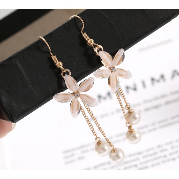 Bông tai cánh hoa kim song dây hạt