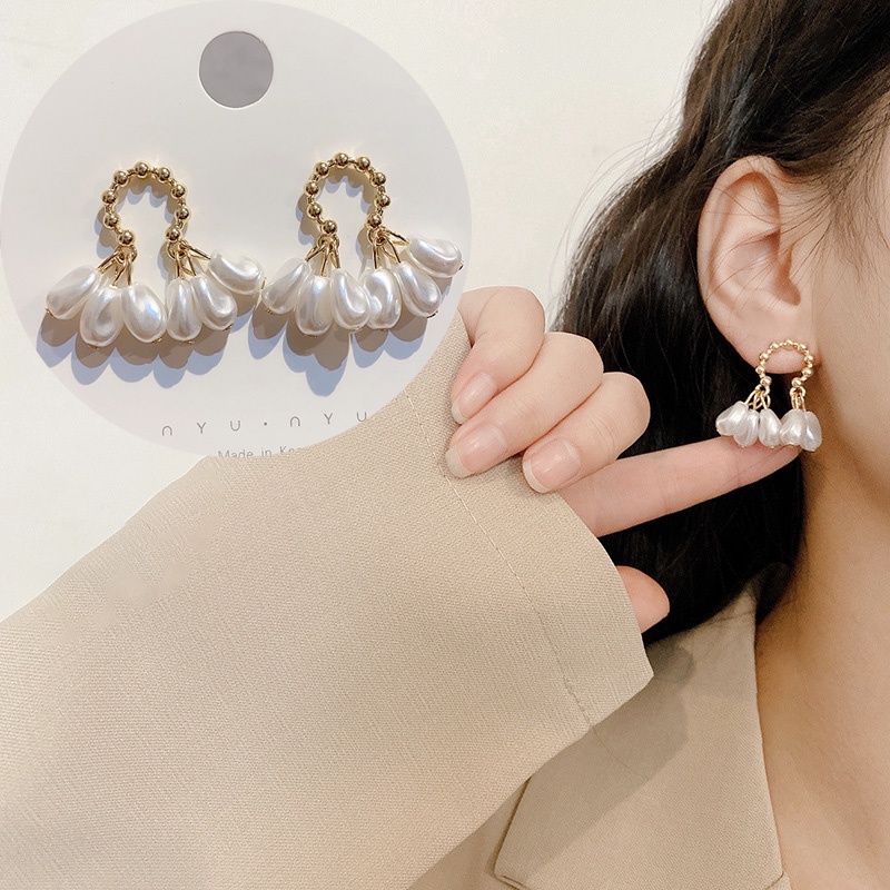 Khuyên Tai Tua Rua Dài Đính Ngọc Trai Phong Cách Hàn Quốc Thời Trang Dành Cho Nữ