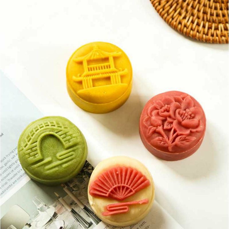 Khuôn trung thu nhấn lò xo 4 mặt 50-80g đền-cầu-quạt-hoa