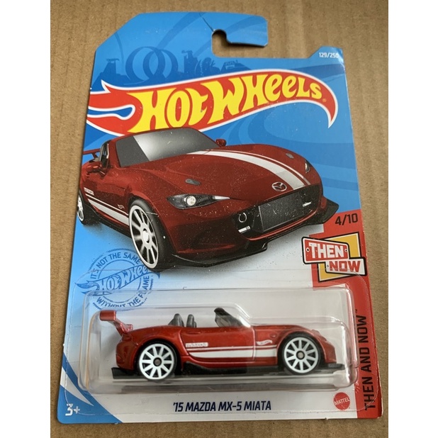 Hot Wheels '15 Mazda MX-5 Miata