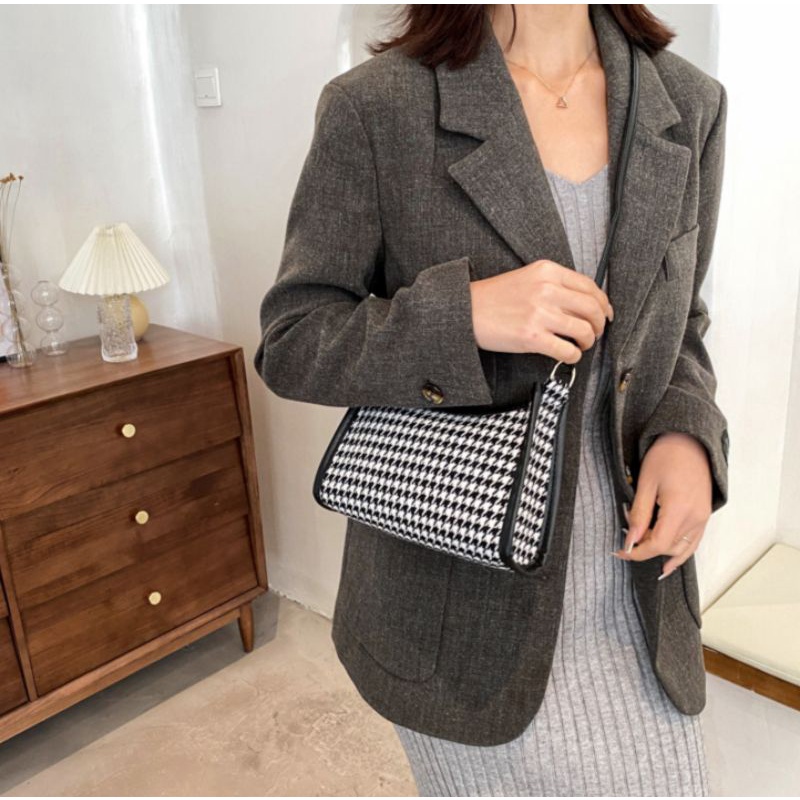 Túi baguette phong cách Hàn Quốc cô gái xinh đẹp hoạ tiết caro vintage vải Len canvas