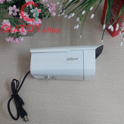 Camera dây HDCVI thân ngoài trời DAHUA 1.0 1020B