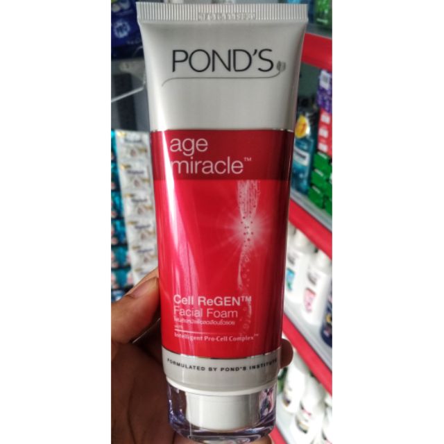 Sữa rửa mặt Pond's age miracle 100g