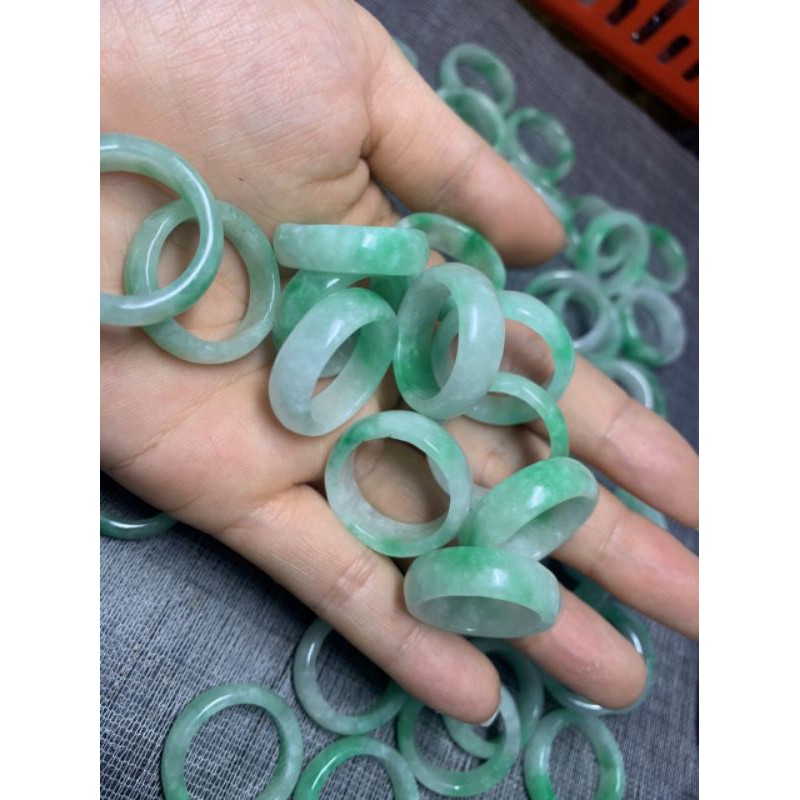Nhẫn Nữ Đa Ng0c Xanh Phong Thủy