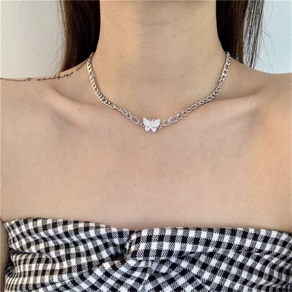 Vòng Cổ Choker Hình Bướm Đính Đá Sang Trọng
