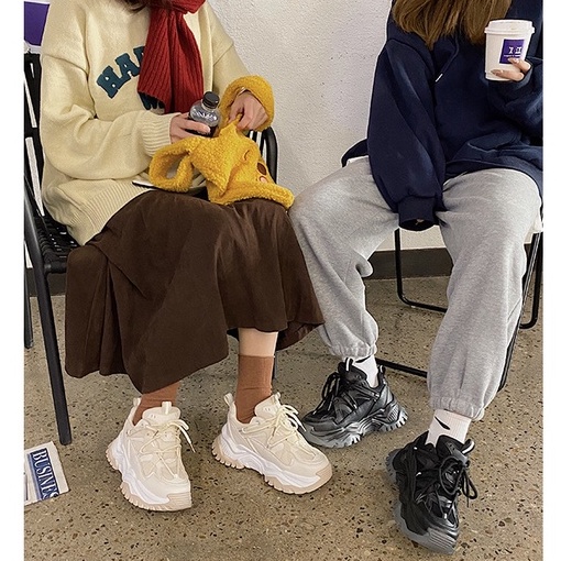 |Hàng có sẵn| Giày thể thao nữ độn đế màu kem trắng, màu đen SRSOO, sneaker hottrendi