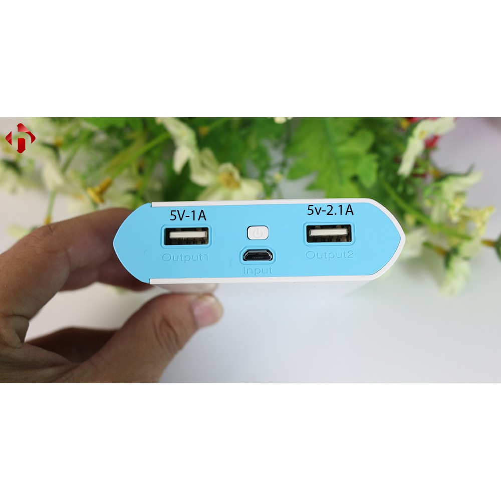 PIN DỰ PHÒNG ARUN 10400MAH SẠC PIN CỰC NHANH MANG THEO DỂ DÀNG