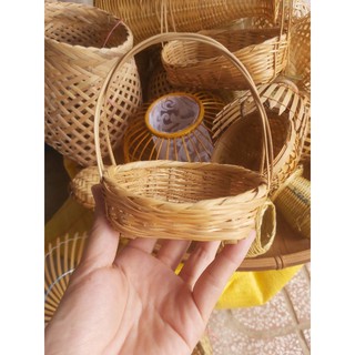 Lẳng hoa mây tre đan