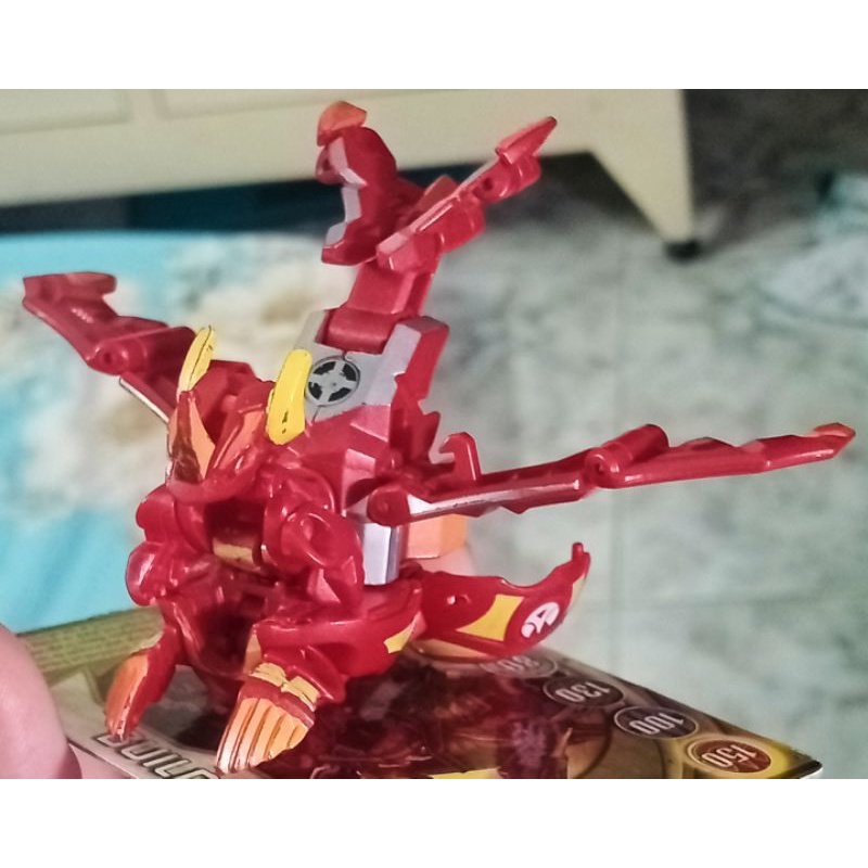 mô hình đồ chơi bakugan phần 3 , bakugan Pyrus Helix Dragonoid+gear
