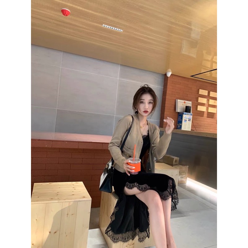 SẴN🖤Đầm dự tiệc 2 dây nhung pha ren sang chảnh quyến rũ sexy|Đầm suông maxi xẻ tà ren basic ôm body dáng dài | BigBuy360 - bigbuy360.vn