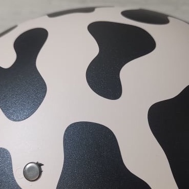 Sticker Phong Cách Bò Sữa Dán Trang Trí Mũ Bảo Hiểm - Laptop - Sticker chống nước - Chống xước - Bao bền màu