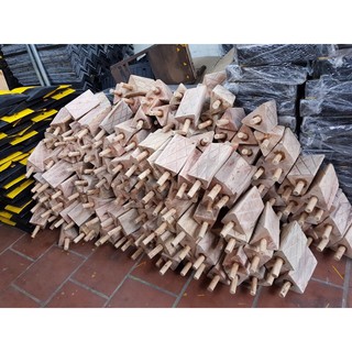  Cục chặn bánh xe ô tô bằng gỗ ,cục căn xe tải   xưởng sản xuất chuyên sỉ   