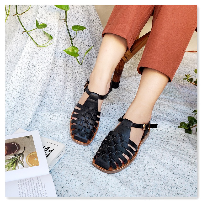 Giày Sandal Rọ Mũi Vuông 6 Dây Đan Yếm Đế Thấp Hậu Khoá Cá Tính Seven & Eight - RX0001