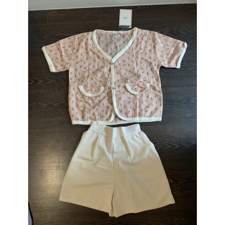 Thanh lý pass NEW set áo quần short hoa nhí phối be tiểu thư