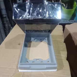 Hộp Bảo Vệ Ổ Điện Vanlock Che Mưa Chống Nước