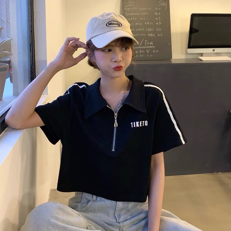 Áo Thun Có Cổ Tay ngắn Form Croptop Kết Hợp khoá Kéo Ở Cổ Cá Tính