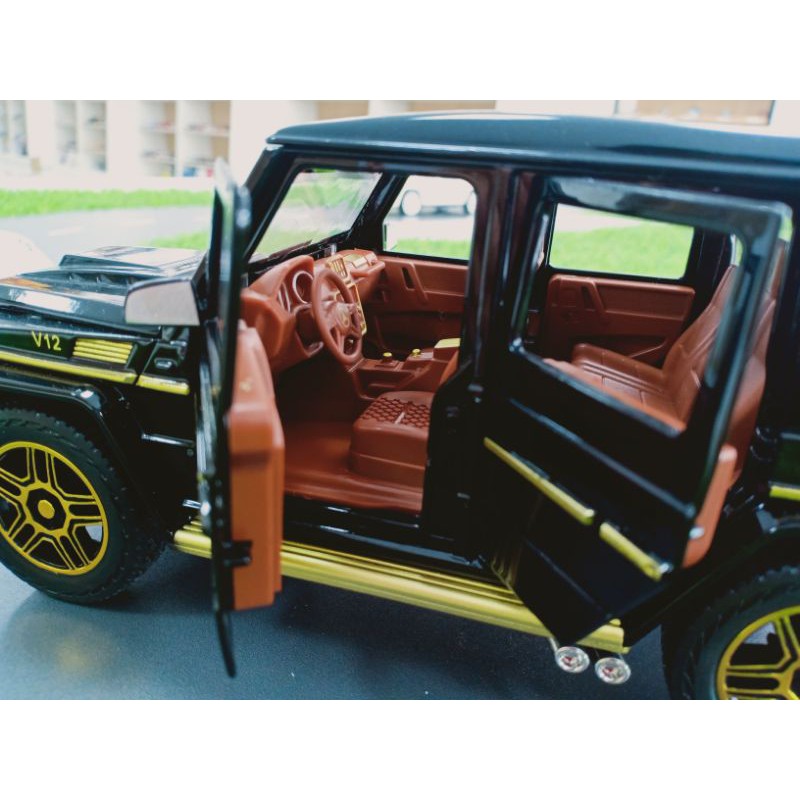 Mercedes G63 V12 1:18 CZ