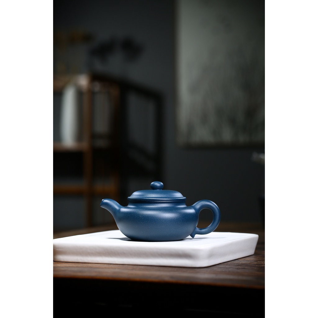 Ấm Tử Sa Nghi Hưng Phỏng Cổ 250 ml (Thiên Thanh Nê)