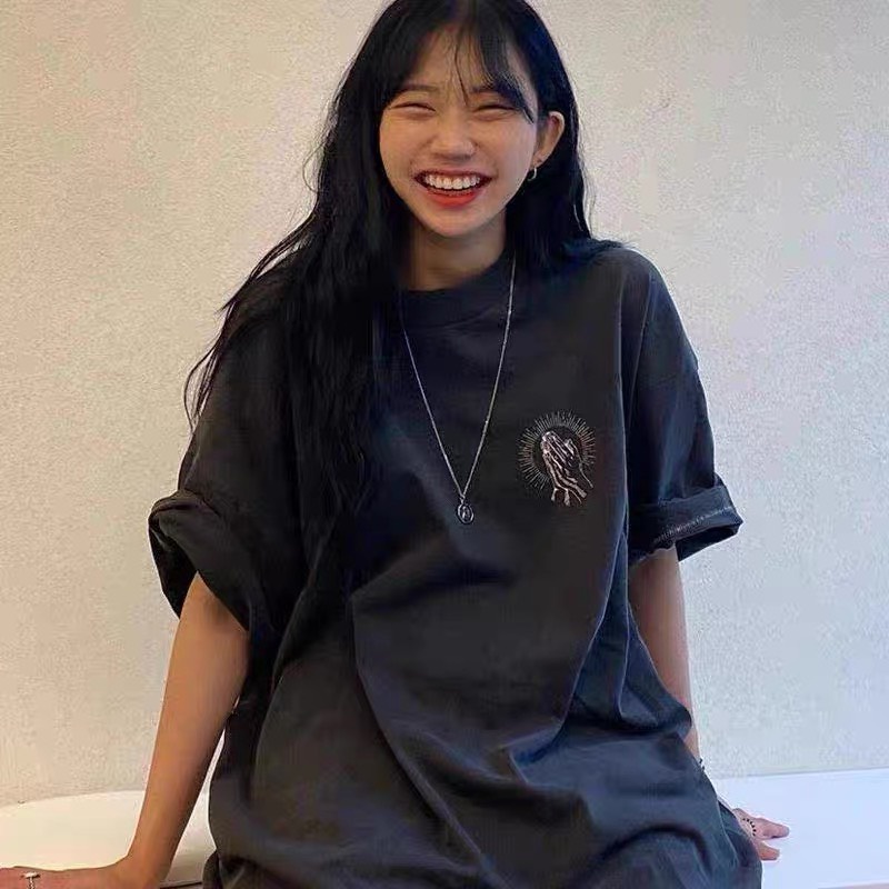 Áo thun nam nữ Lylyshop Unisex, kiểu áo phông oversize form rộng phong cách unisex, chất vải thun cotton 100% co dãn