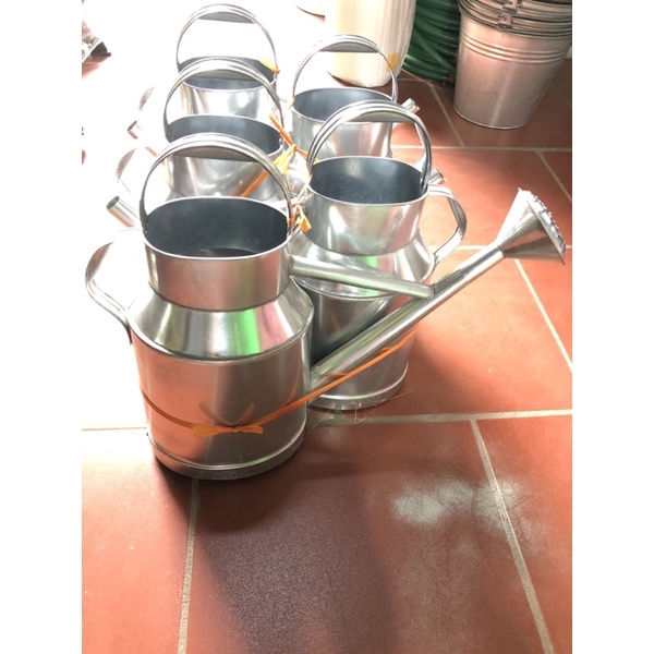 Bình tưới ô doa tôn kèm vòi sen loại 10 lít