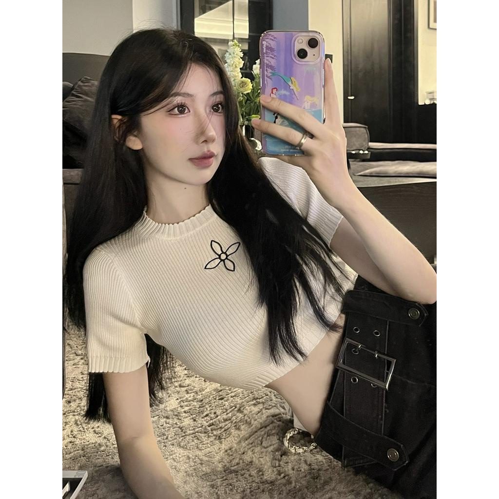 Áo Thun Dệt Kim Lửng Dáng Ôm Thời Trang Cho Nữ 61345