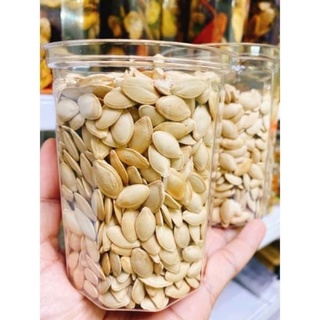 Hạt bí sạch rang tay rang bếp củi giòn tan 300gr