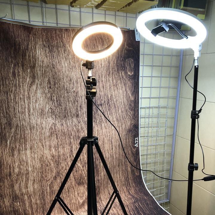 [BH 6 THÁNG] Đèn LiveStream Đã Bao Gồm Chân Đèn Và Kẹp Điện Thoại .Hỗ trợ Chụp Ảnh Make Up Trang Điểm. 3 Chế Độ Sáng Đèn | BigBuy360 - bigbuy360.vn