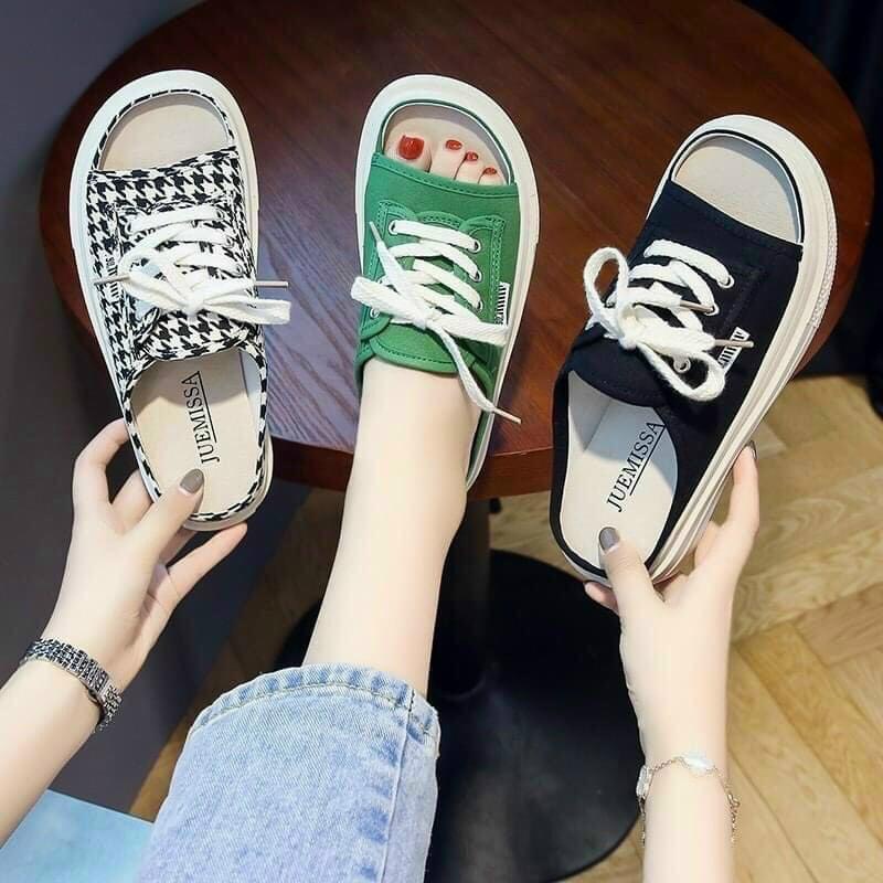 Sục thể thao nữ, sục nữ dây buộc hở mũi đế bánh mì hai màu đen, kẻ caro size 35-39