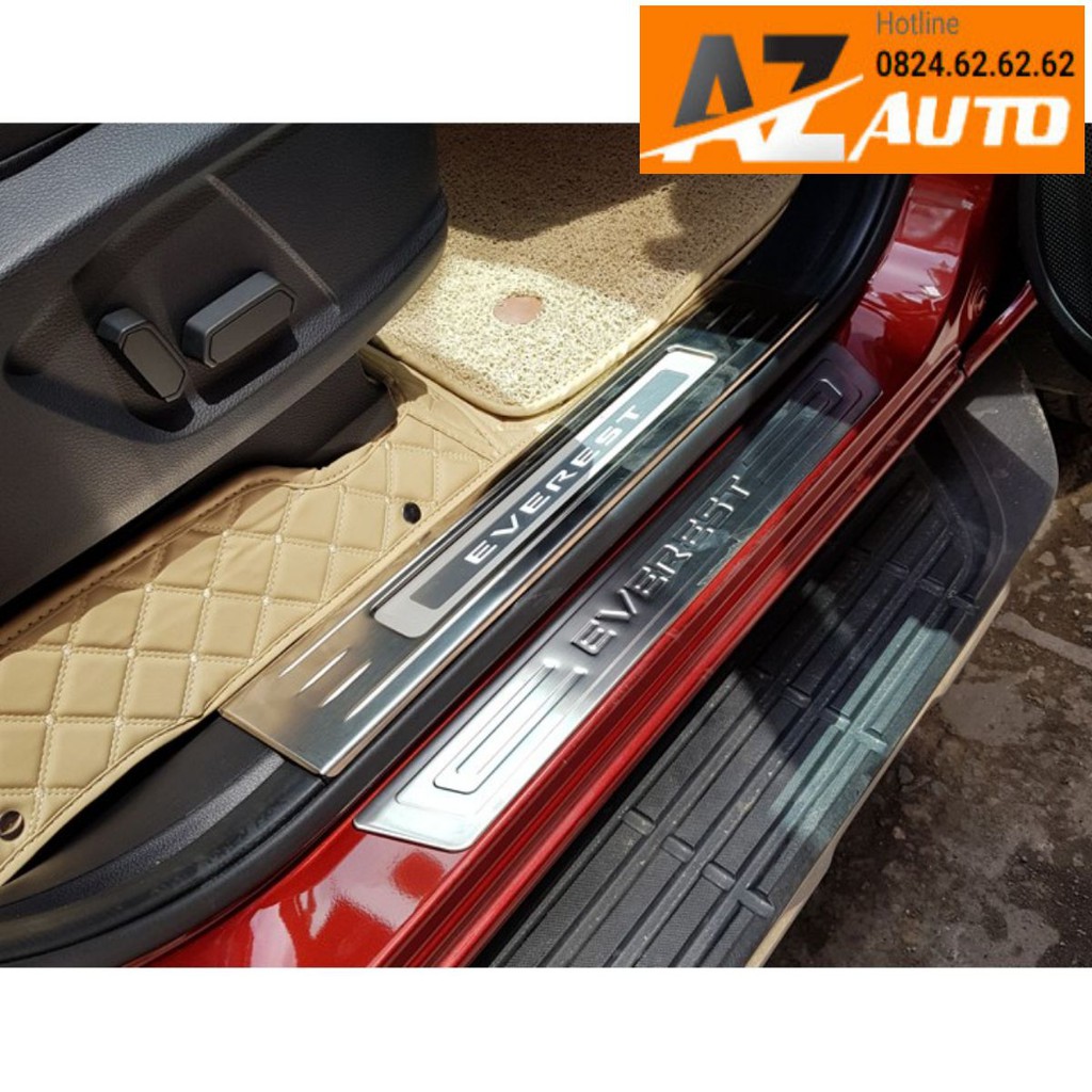 Ốp Bậc Cửa nẹp bước chân Ford Everest 2018-2022 Mẫu INOX