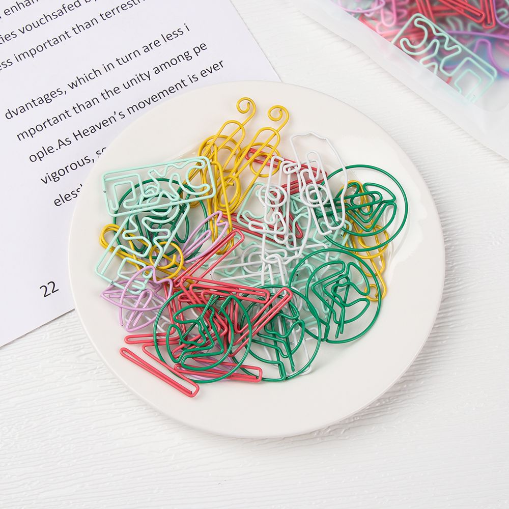 Set 30 kẹp giấy hình dạng đặc biệt bằng kim loại màu sắc ngẫu nhiên độc đáo dễ thương