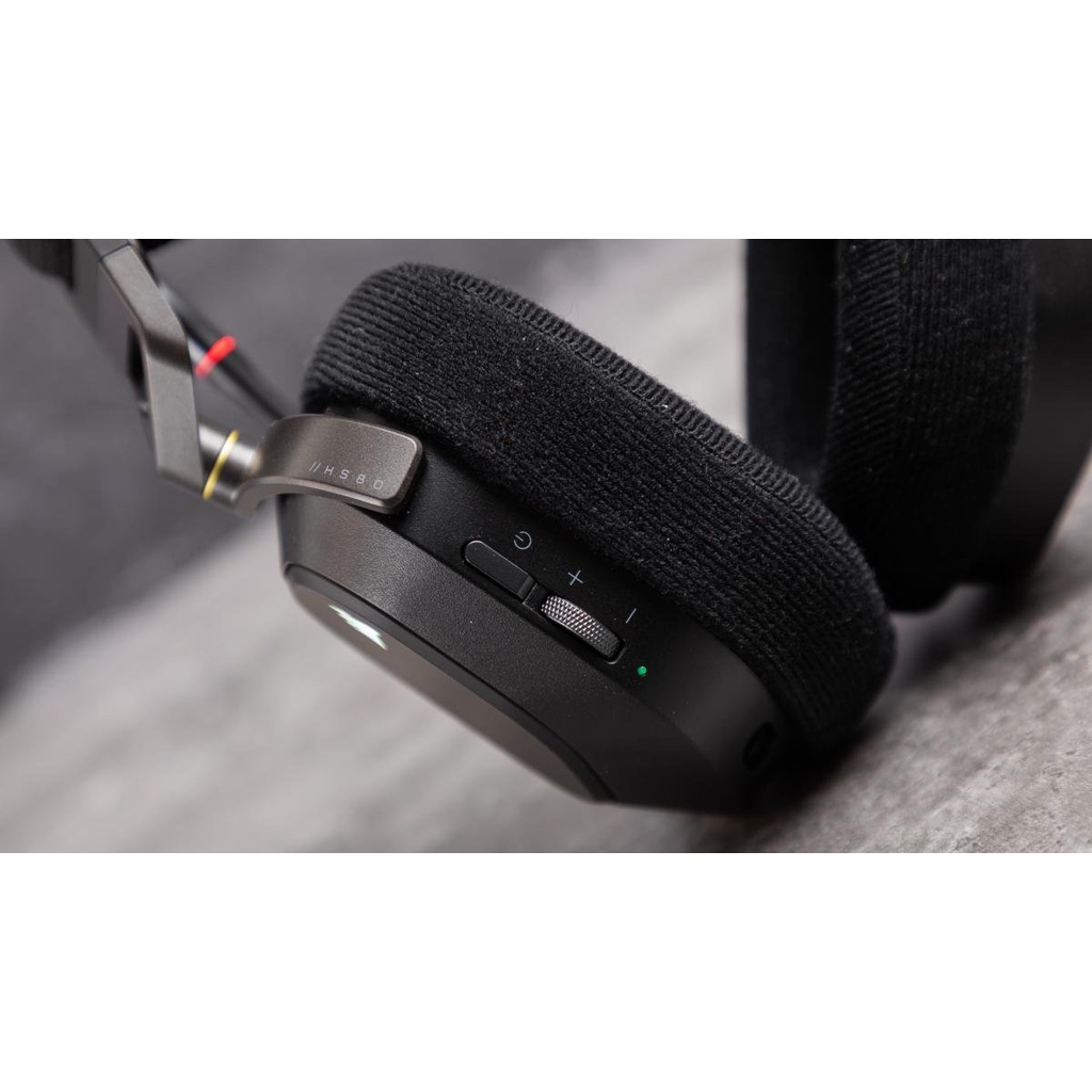 Tai nghe Corsair HS80 RGB Wireless
