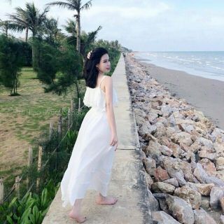 Đầm maxi đi biển