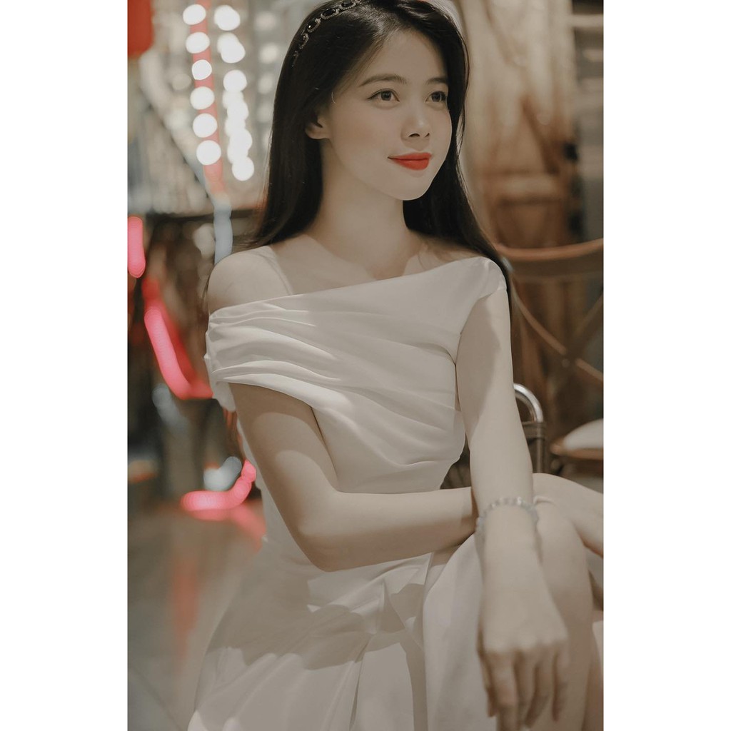 Đầm dự tiệc lệch vai xòe sang trọng Clara Dress