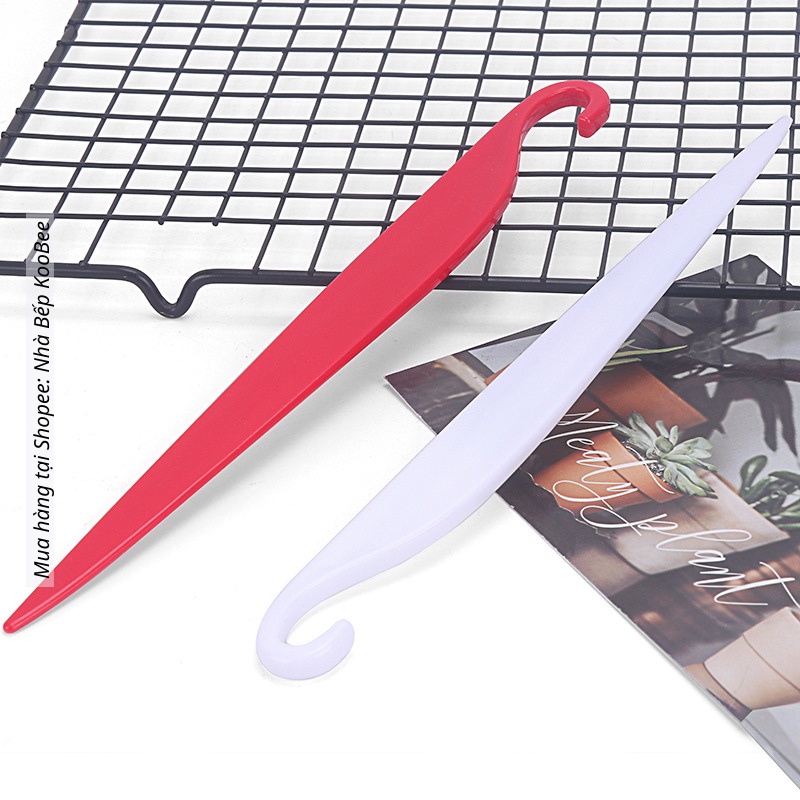 Que lấy bánh, tách bánh khỏi khuôn bằng nhựa ABS 22cm KOOBEE