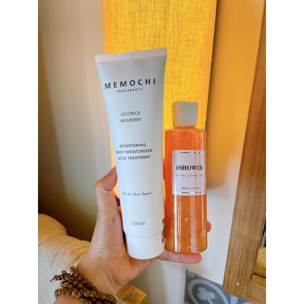 Combo 1 Gel Tắm Trắng Ishower + 1 Kem Dưỡng Trắng Da Body Memochi
