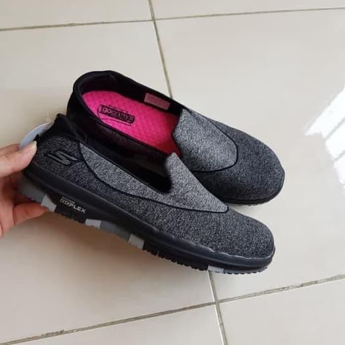 Giày Skechers Goflex Thiết Kế Cá Tính Cho Nữ