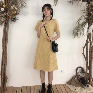 Váy xoè dáng lửng